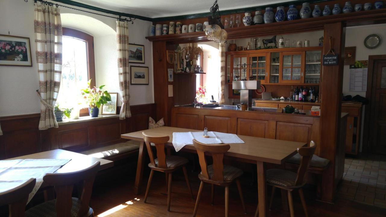 Gasthaus Zum Goldenen Ross Creglingen Exterior photo